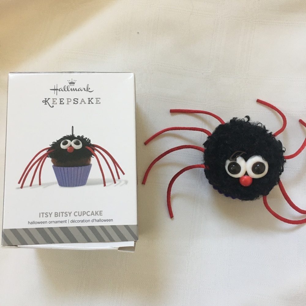 Hallmark Itsy Bitsy Cupcake Ornament